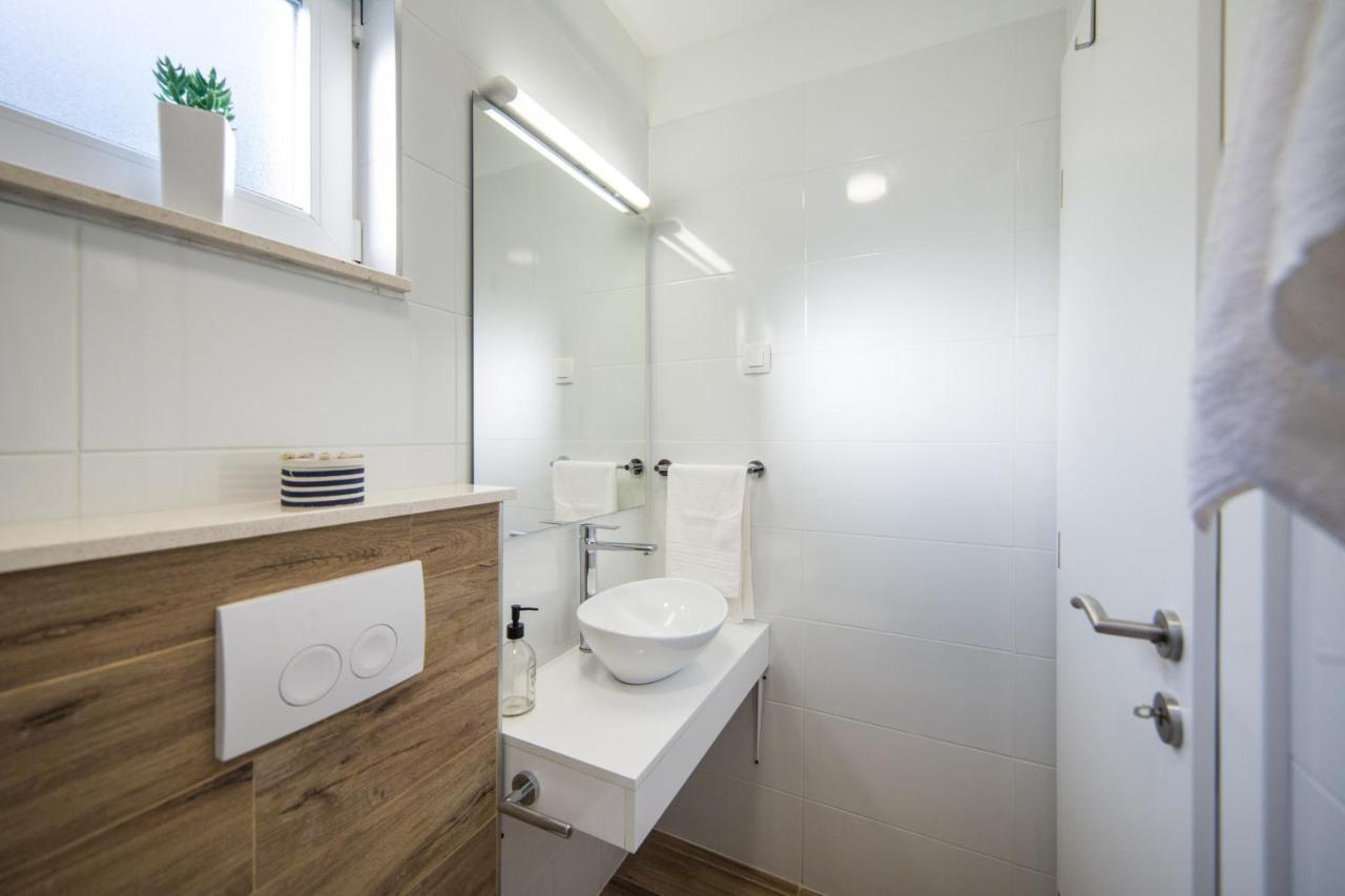 Camping Homes Grot Gradac  Luaran gambar