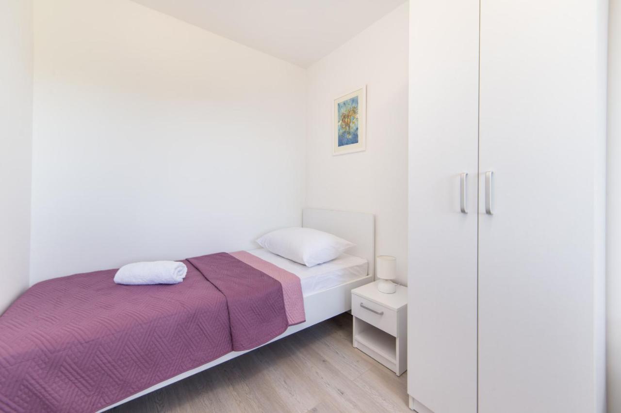 Camping Homes Grot Gradac  Luaran gambar