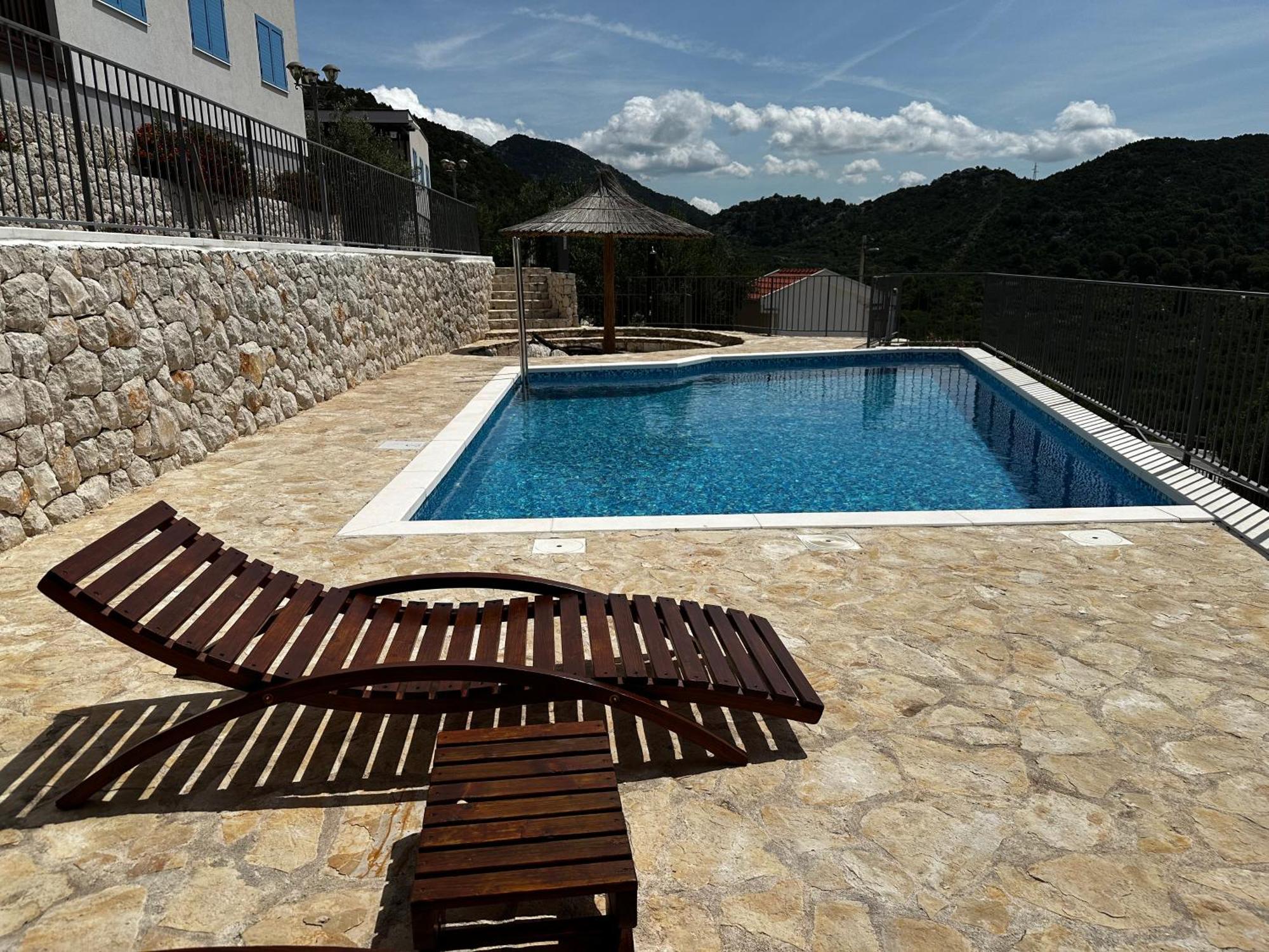 Camping Homes Grot Gradac  Luaran gambar